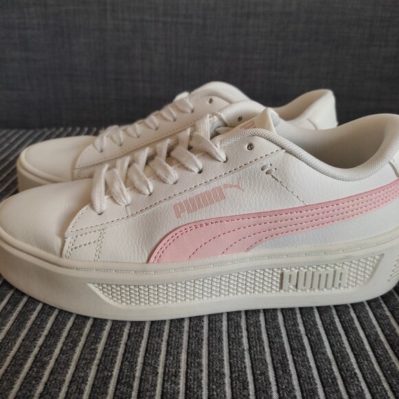 Puma Women Sneaker size:7 - brand new - Picture 1 of 6